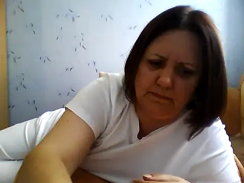 LockyCharm111 online show from July 24, 3:32 pm