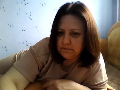 LockyCharm111 online show from June 13, 5:38 am