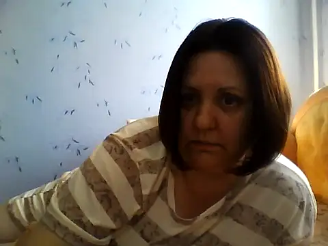 LockyCharm111 online show from July 12, 1:01 pm