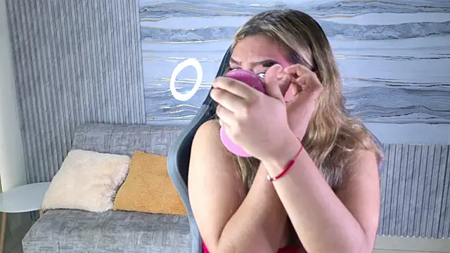 Sophie19   online show from April 28, 11:25 am