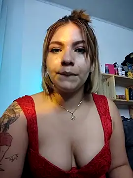 alessia dolce online show from February 11, 10:00 pm