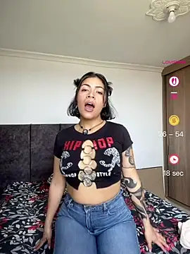 sara-jules online show from July 8, 4:20 pm