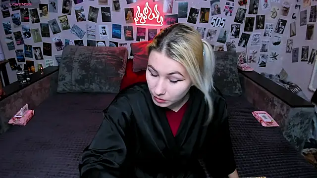x Ulya1cutex online show from June 6, 4:46 pm