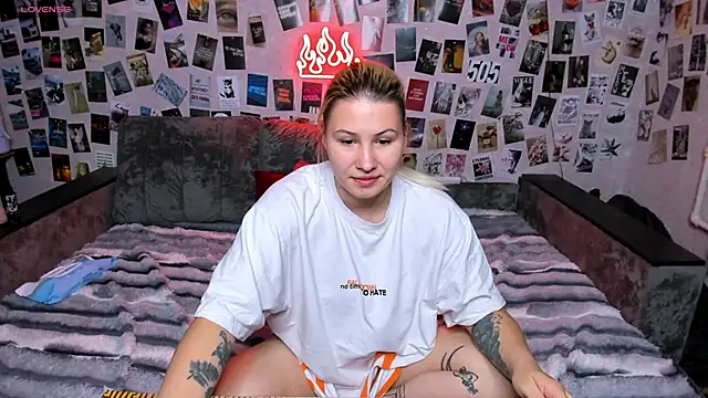 x Ulya1cutex online show from June 20, 6:55 pm