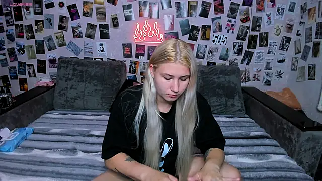 x Ulya1cutex online show from June 29, 7:02 pm