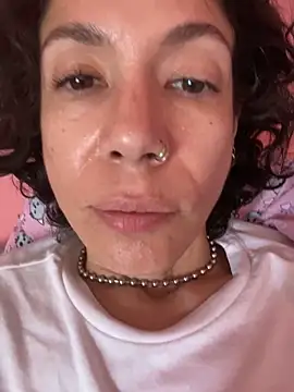 JeanneDuval8888 online show from May 3, 10:02 pm