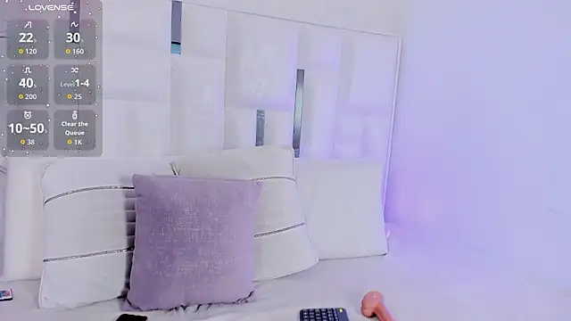 Nylaharris online show from February 25, 4:55 am