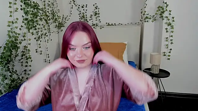 Aura Sin online show from April 4, 8:57 am