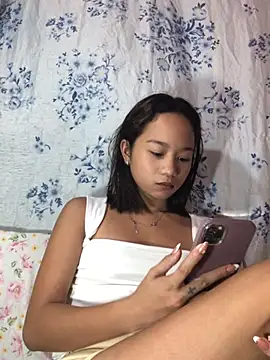 Asianpinay Skinny1818 online show from July 26, 3:36 am