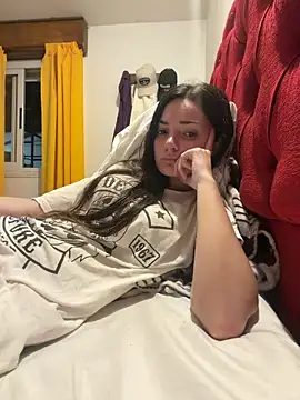 ariiwhite online show from March 13, 2:46 am