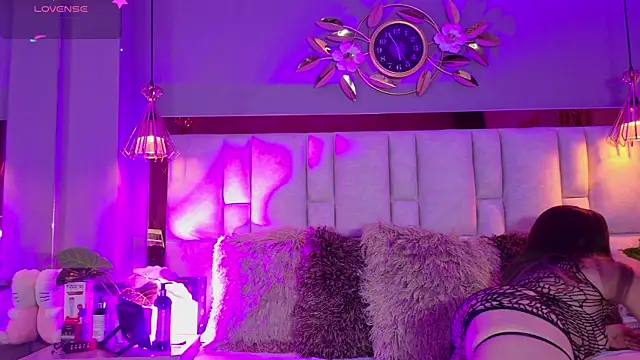 ValeryGomezz online show from July 8, 3:03 pm