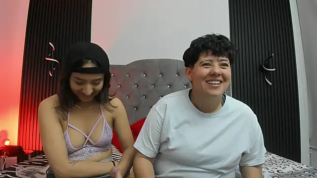 Gaia n Nix online show from June 16, 4:02 am