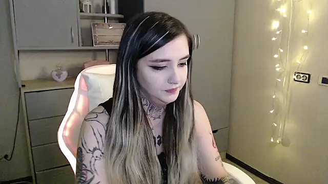 Rin Tozier online show from March 20, 1:10 am