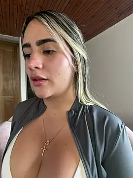 Miilana  online show from July 16, 10:03 pm