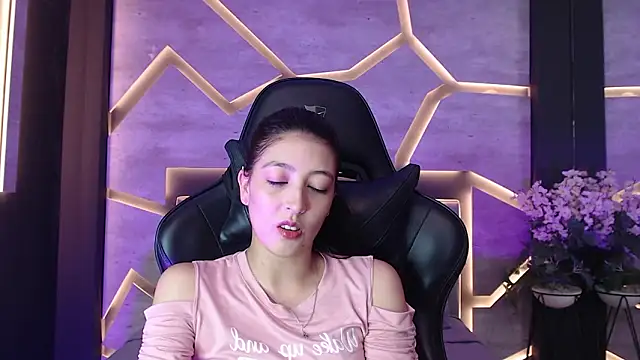 SinLickerr online show from March 15, 1:13 pm