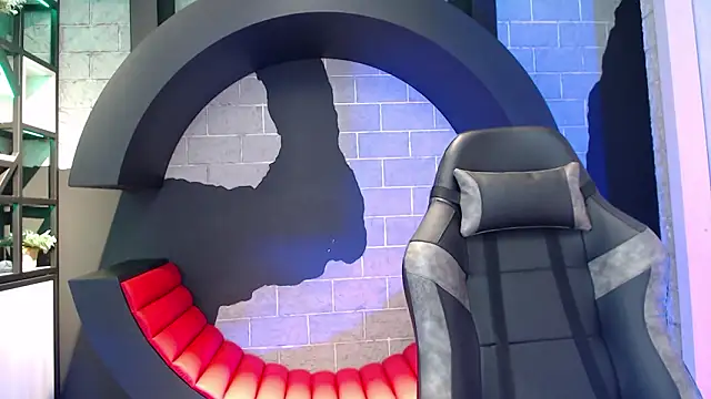 SinLickerr online show from March 12, 6:10 pm