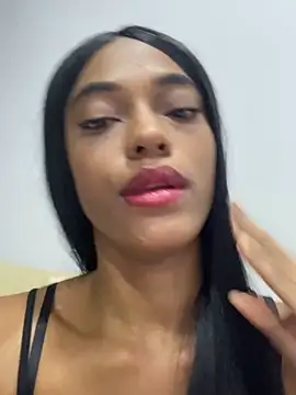 Brunette  XXX online show from March 17, 11:31 pm