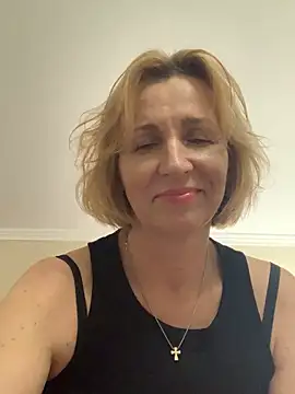 VeltaMur975 online show from March 18, 8:47 pm