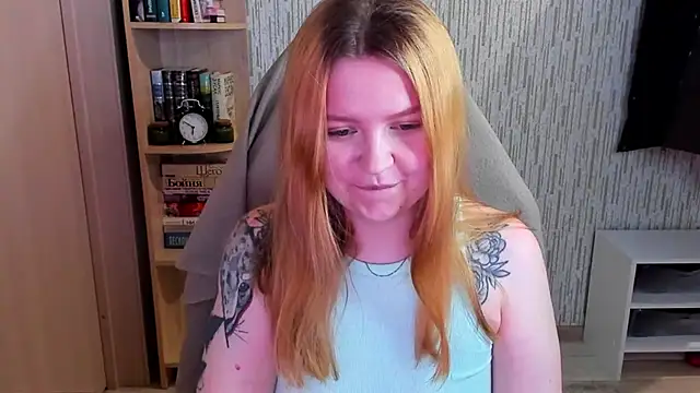 AnitaXVine online show from February 11, 5:47 pm