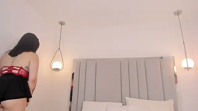 Alina Bond online show from March 10, 12:20 pm