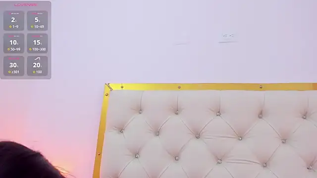 Lia Latte online show from March 15, 5:15 pm