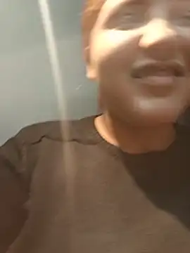 VanessaLanz online show from July 8, 11:45 am