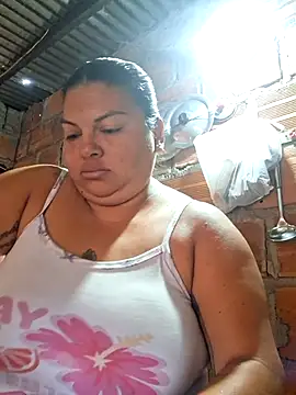 Juli Powl online show from July 13, 12:39 pm