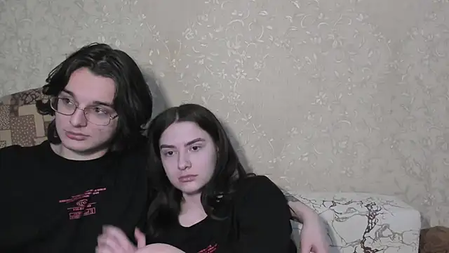 love lina muuur online show from March 16, 1:19 am