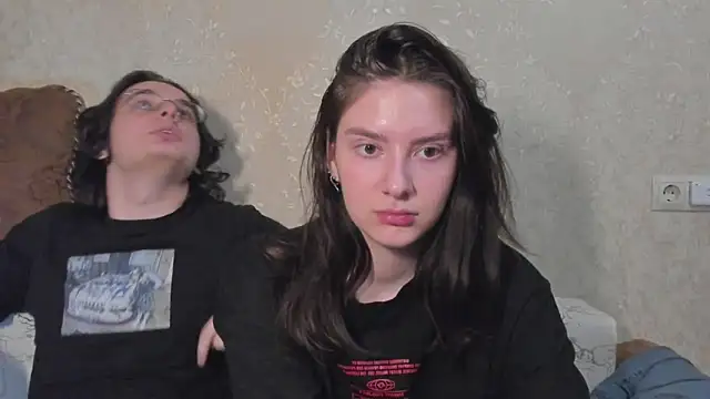 love lina muuur online show from March 8, 4:33 pm