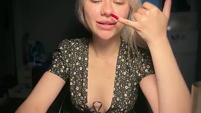 Leylia Lily online show from May 13, 12:55 pm