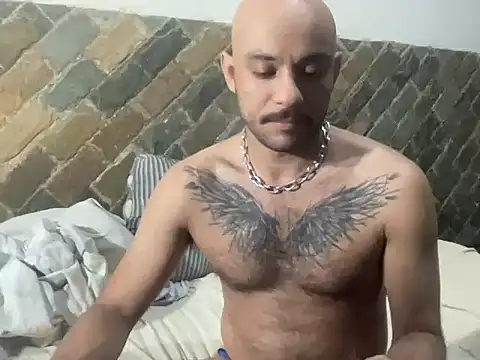 iosephesss online show from June 12, 2:41 am