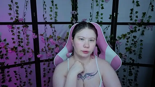 kitsune little online show from June 21, 10:25 pm