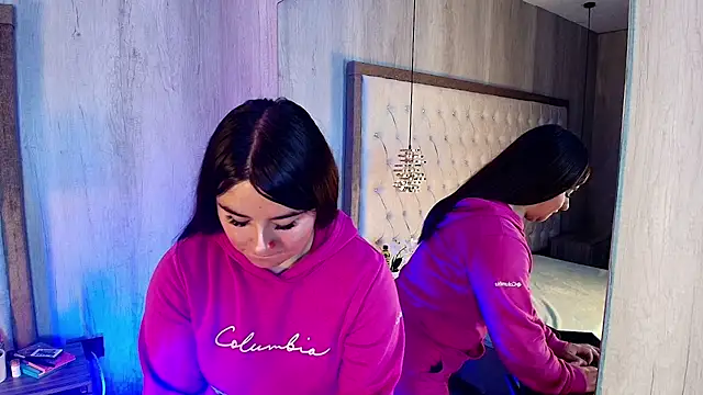 Anya Volker online show from March 13, 1:23 pm