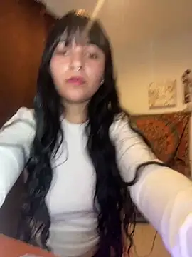 Abril Thompson221 online show from May 11, 11:24 pm