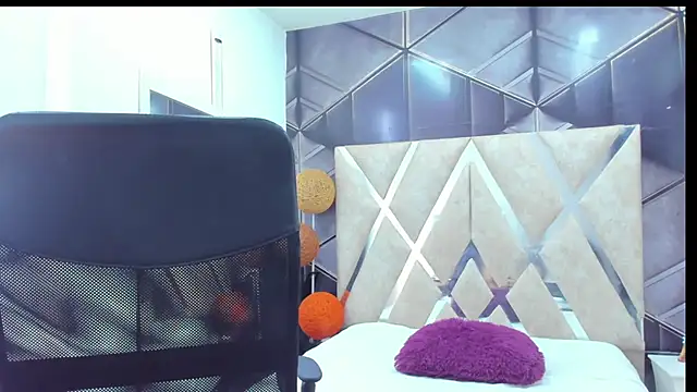 Agatta Adams online show from July 20, 5:03 pm