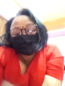 Hot-Mou11 online show from March 7, 8:10 am