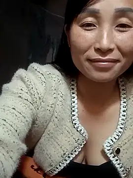 Gaga-xxx online show from March 7, 1:40 pm