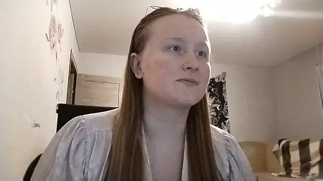 AnikaLipps online show from June 4, 9:52 pm