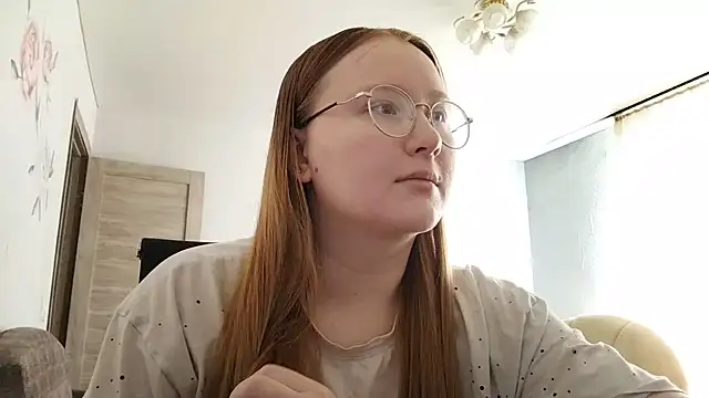AnikaLipps online show from July 14, 1:38 pm