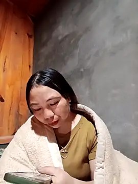 Pretty girl 2 online show from March 13, 2:18 pm