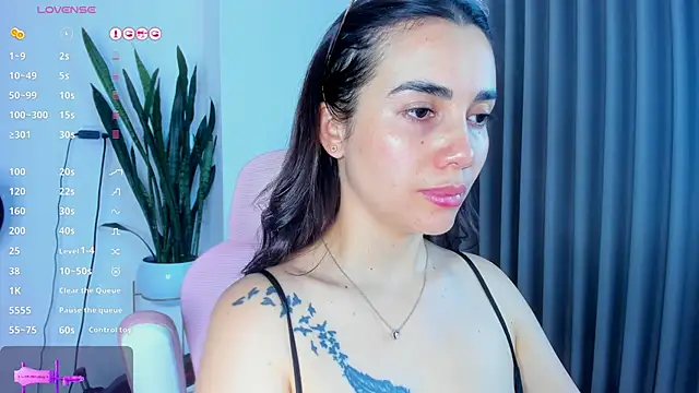 sara ospina22 online show from June 27, 12:55 pm