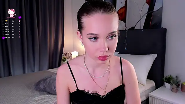 TishShazier online show from March 14, 12:06 pm