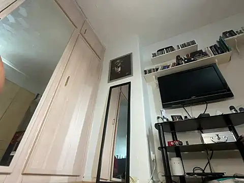 FoxyValentine online show from August 4, 4:24 pm
