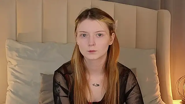 AlyssFrost online show from May 1, 2:26 am
