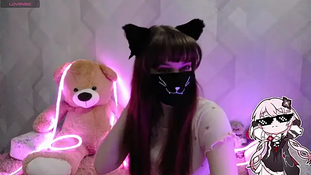 llonaMask online show from March 10, 7:01 am