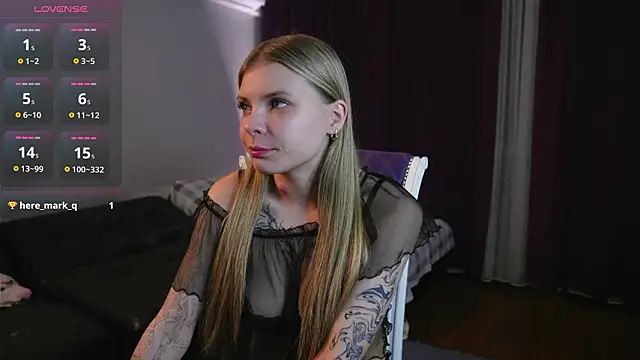 ZofiaPantano online show from March 17, 3:49 pm