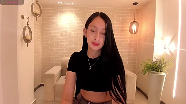 AmaraDivine online show from June 14, 11:32 am