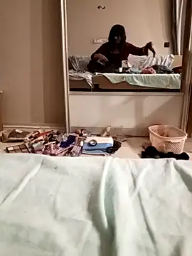 VeraVS online show from April 28, 9:29 pm