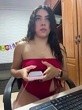 Luna rousse26 online show from July 16, 3:38 pm