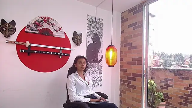 onixebony online show from March 8, 1:37 pm